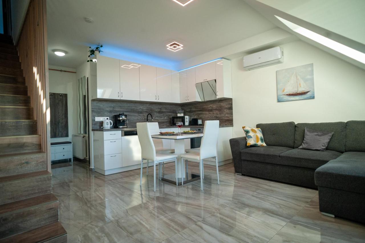 קסזטלי Ciao Lilla Apartman מראה חיצוני תמונה